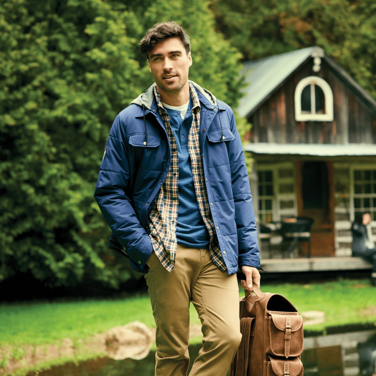 TM19549__552_B_ONL_CROP