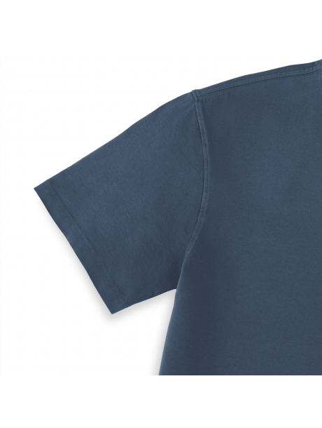 TM17925__872_B_Sleeve_detail