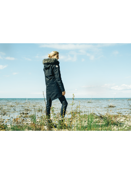 TM99411_995_B__ONS_9003