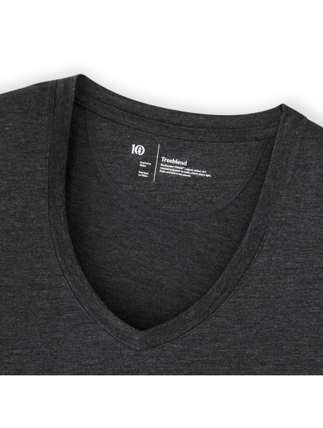 TM97907__898_B_Collar_detail