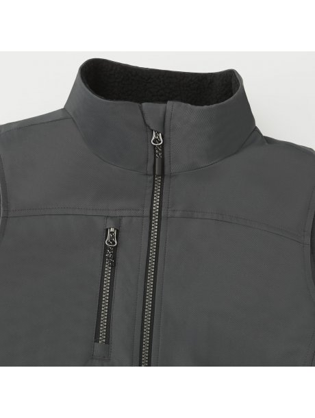 TM99599__991_B_Detail_041