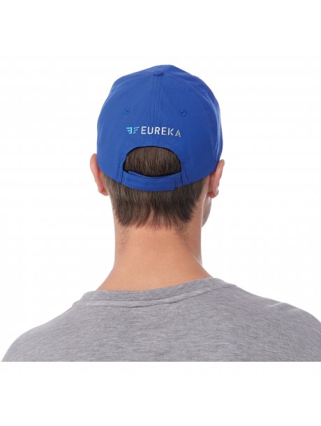 TM32033_561_D_on-model-back-eureka-logo
