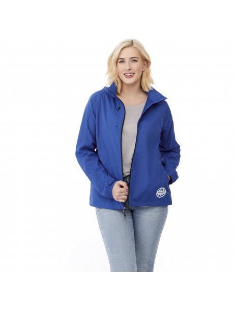 TM9260492604561_D_on-model-front-planetrek-logo