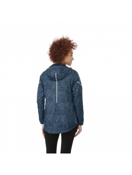 TM9260792607438_B_on-model-back