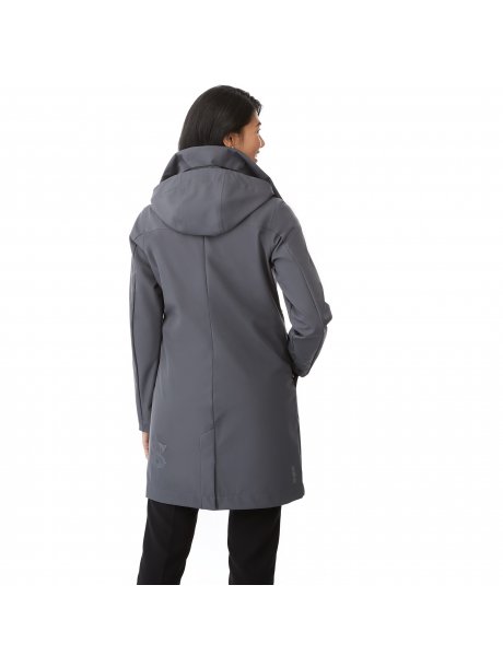 TM9293492934991_D_on-model-back-stila-logo