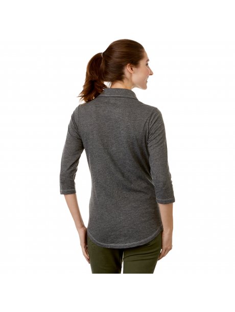 TM96400_932_B_on-model-back