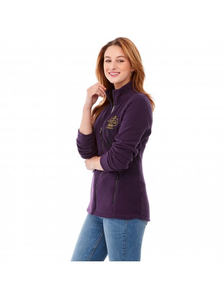 TM9813098130585_D_on-model-side-bigsmokebbq-logo