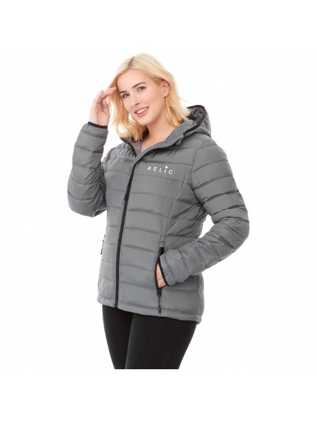 TM9954199541945_D_on-model-side-relic-logo