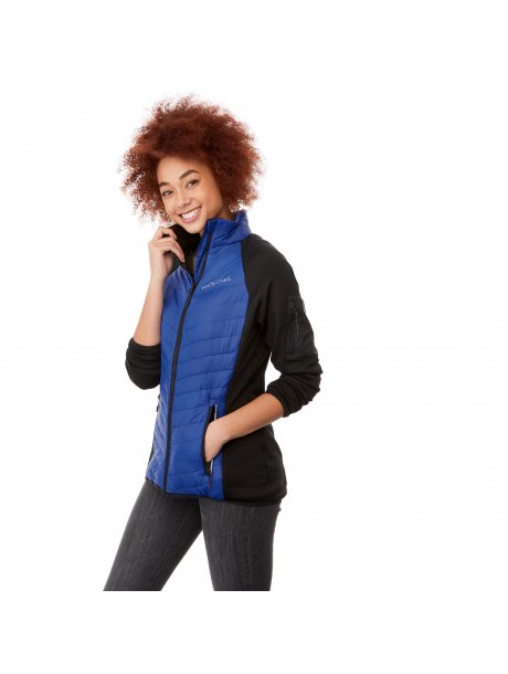 TM9960299602561_D_on-model-side-whiteoaks-logo_112