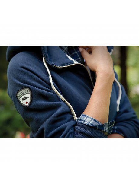 TM98203_574_A_OFF_DETAIL