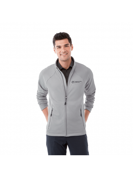 TM18136__927_D_FR_ONS_CROP